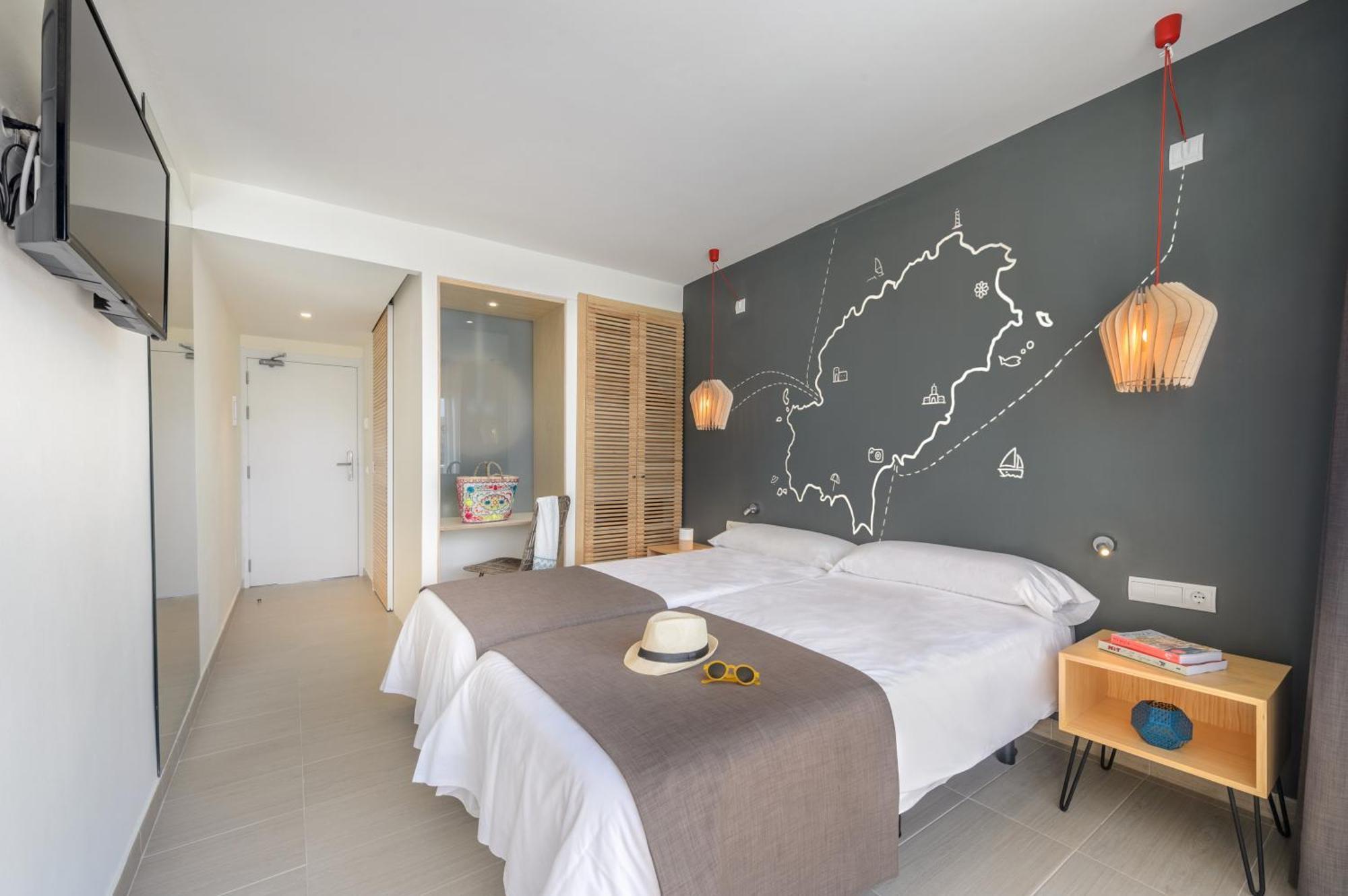 Hotel Vibra Cala Tarida-3Sup Luaran gambar